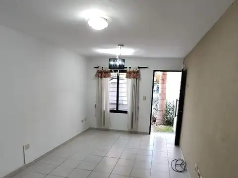 Juan J Castelli 1400