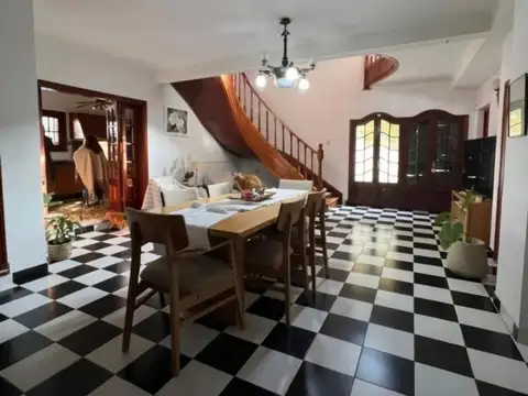 Casa en Venta en Lujan, USD 375.000