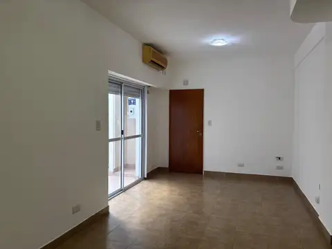 ALQUILER PH 2 AMBIENTES FLORESTA