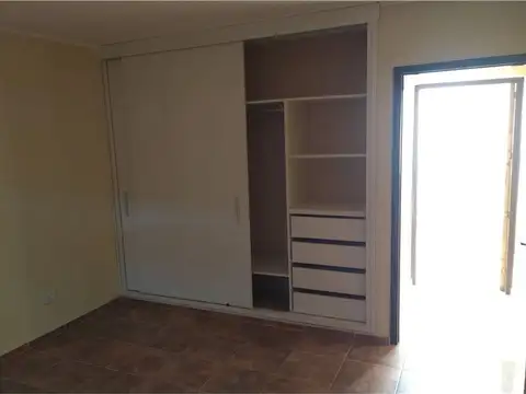 Departamento en Alquiler con 1 cocheras