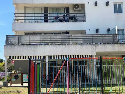 VENTA DEPARTAMENTO EN PRIMER PISO C/ BALCON GRANDE