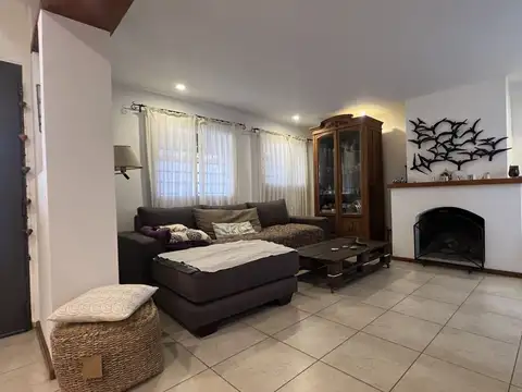 Casa en Venta al Este
