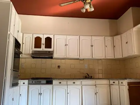 Depto Tipo Casa en Alquiler de 5 ambientes