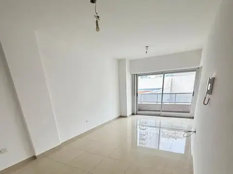 Departamento en Alquiler en Villa Pueyrredon, $ 700.000
