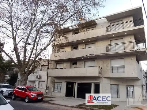 Dean Funes 1000 - Piso 3º Dpto A