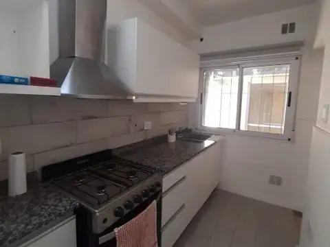 Depto Tipo Casa 3 ambientes con 1 baño