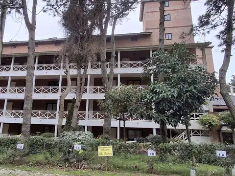 Departamento en Complejo  The Risidence Costa del Este Las Amapolas al 300