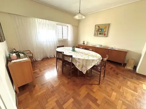 Departamento 5 ambientes con 3 baños