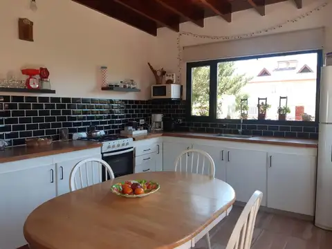 Casa en Alquiler Temporal en Villa Gesell, $ 350.000