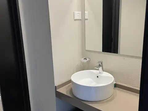 Departamento en Venta en Olivos Vias/Rio, USD 110.000