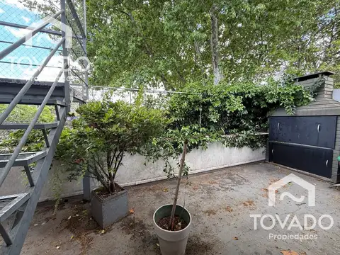 Depto Tipo Casa en Venta 40 años