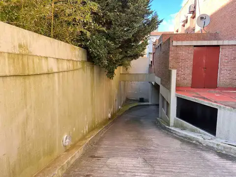 COCHERA EN VENTA EN PINAMAR