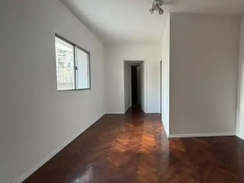 Rodríguez Peña 700