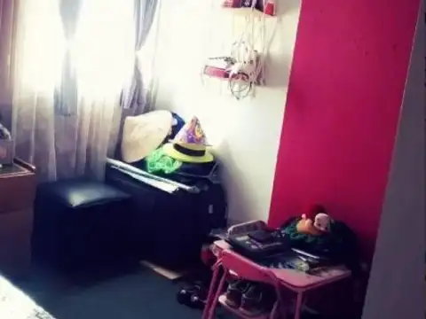 Departamento 5 ambientes con 1 baño