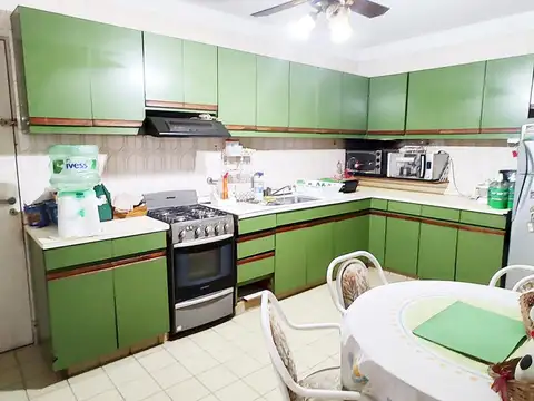 VENTA CASA LA MEJOR UBICACION DE BALLESTER