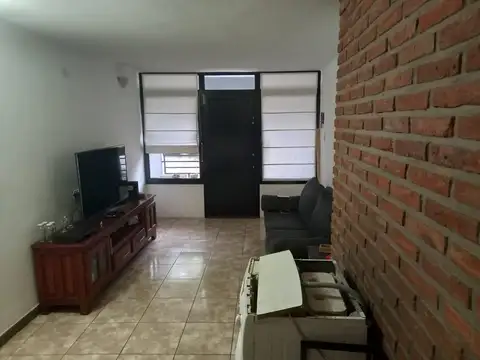 Galpon en Venta en Tolosa, USD 149.000