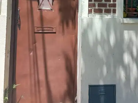 Departamento tipo casa en alquiler en Floresta