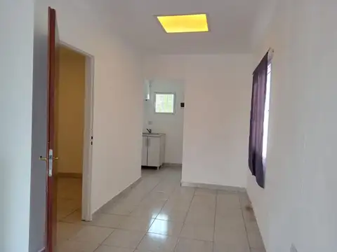 ALQUILER PREDIO INDUSTRIAL CON GALPON Y OFICINAS