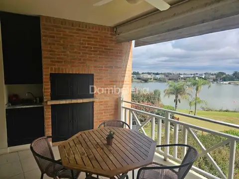 Departamento en Alquiler de 3 dormitorios