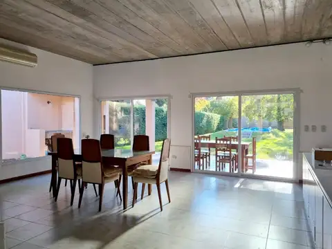 VENTA CASA 4 Amb GRAL LAS HERAS APTA CRÉDITO HIPOT