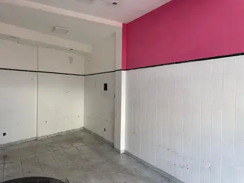 Local en Venta en Centro calle 8, USD 73.000
