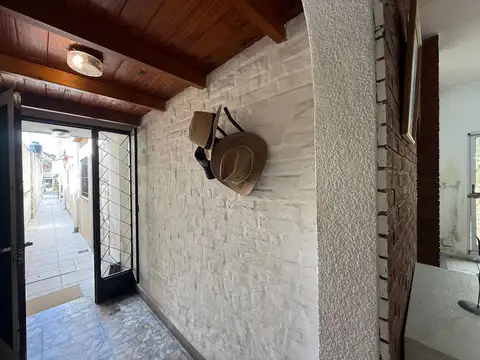 Depto Tipo Casa en Venta en Lanus Este, USD 77.000