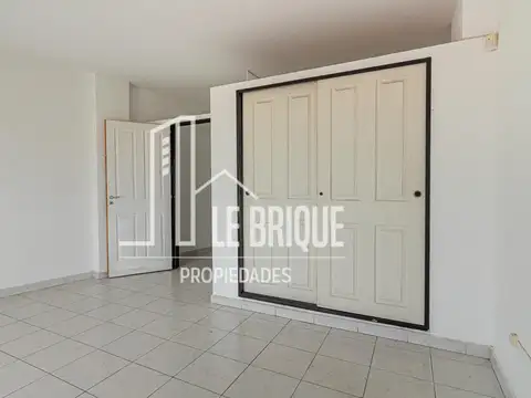 Departamento en Venta con 1 cochera