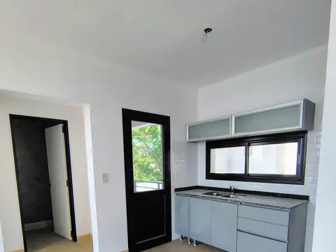 Avenida Dardo Rocha 100