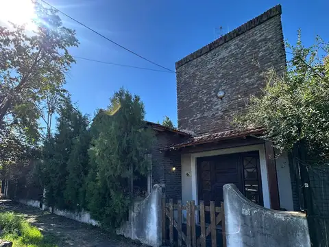 Casa en venta en Castelar Sur