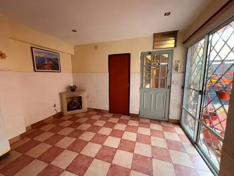 Depto Tipo Casa en Venta de 4 ambientes