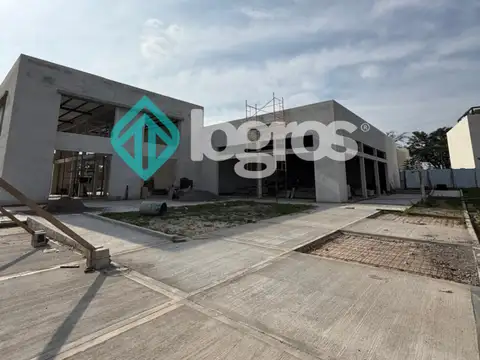 LOCALES EN VENTA - A ESTRENAR - VIA AURELIA