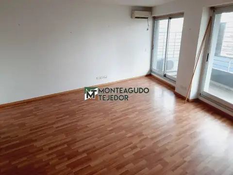 AV. TRIUNVIRATO 3300