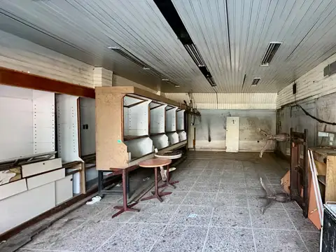 Local en Venta en Villa Adelina, USD 220.000