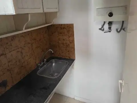 Galpon en Alquiler en Troncos del Talar, $ 4.000.000