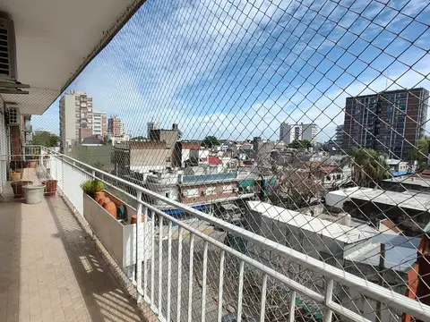 Departamento 3amb en Venta con Cochera en El Centro de Martinez Albarellos 2126