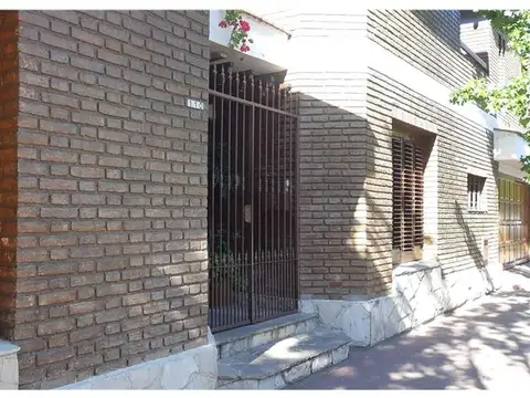 Azcuenaga 100