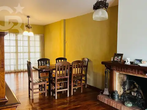 Casa 5 ambientes con 1 baño