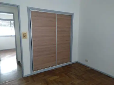 Departamento en Alquiler en Olivos Vias/Rio, $ 800.000