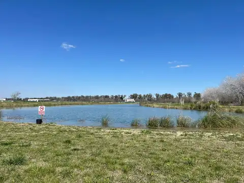 VENTA Lote de 2000 m2 a la LAGUNA Santa Inés