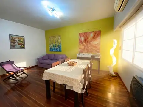 Depto Tipo Casa en Venta de 5 ambientes