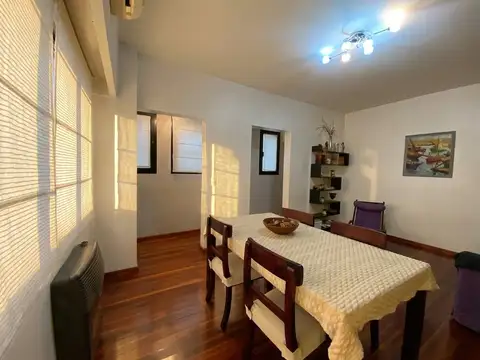 Depto Tipo Casa en Venta de 4 dormitorios