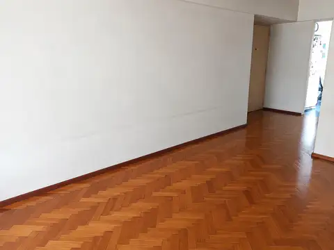 Avenida Santa fe  al 3587