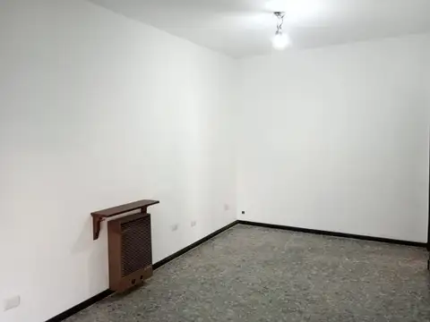 Casa en Venta en Adrogue, USD 170.000