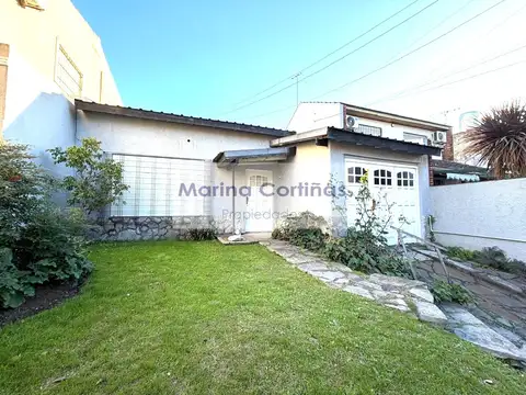 CHALET EN LOTE PROPIO 8.66 X 26m *A REFACCIONAR*