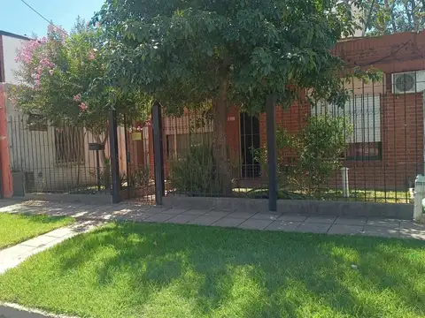 Venta de Casa 4 AMBIENTES, San Miguel