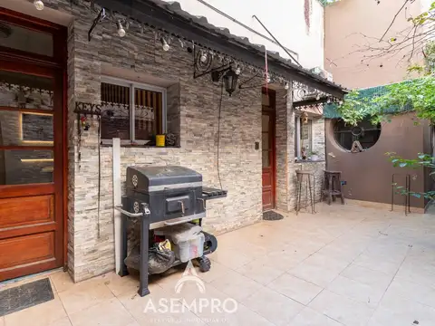 Depto Tipo Casa en Venta 50 años
