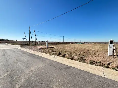 LOTE DOCTA CENTRAL FRENTE A SENDA BARRIO PRIVADO- LISTO PARA CONSTRUIR