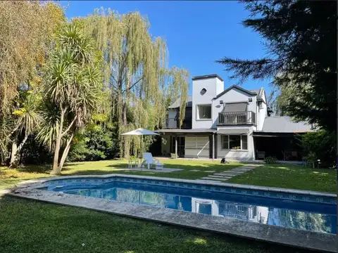 Casa en venta en Los Pilares, Pilar
