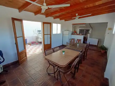 Depto Tipo Casa en Venta de 4 dormitorios