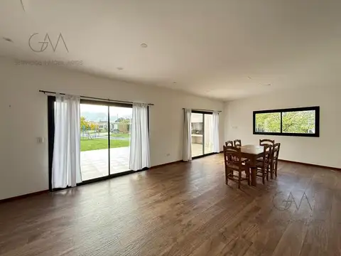 Casa en Alquiler en Arenas del Sur, USD 1.400